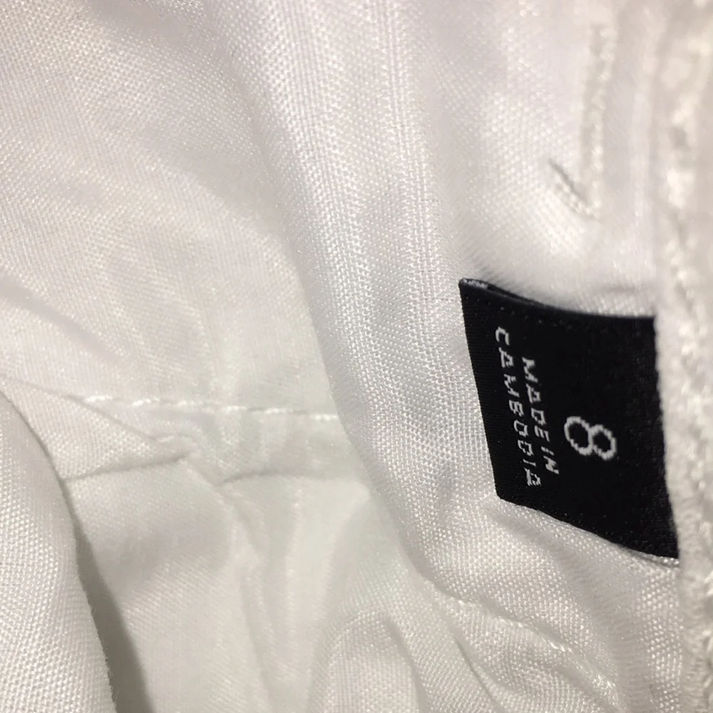 Simply Vera Vera Wang White Textured Denim Capri Pants | Size 8